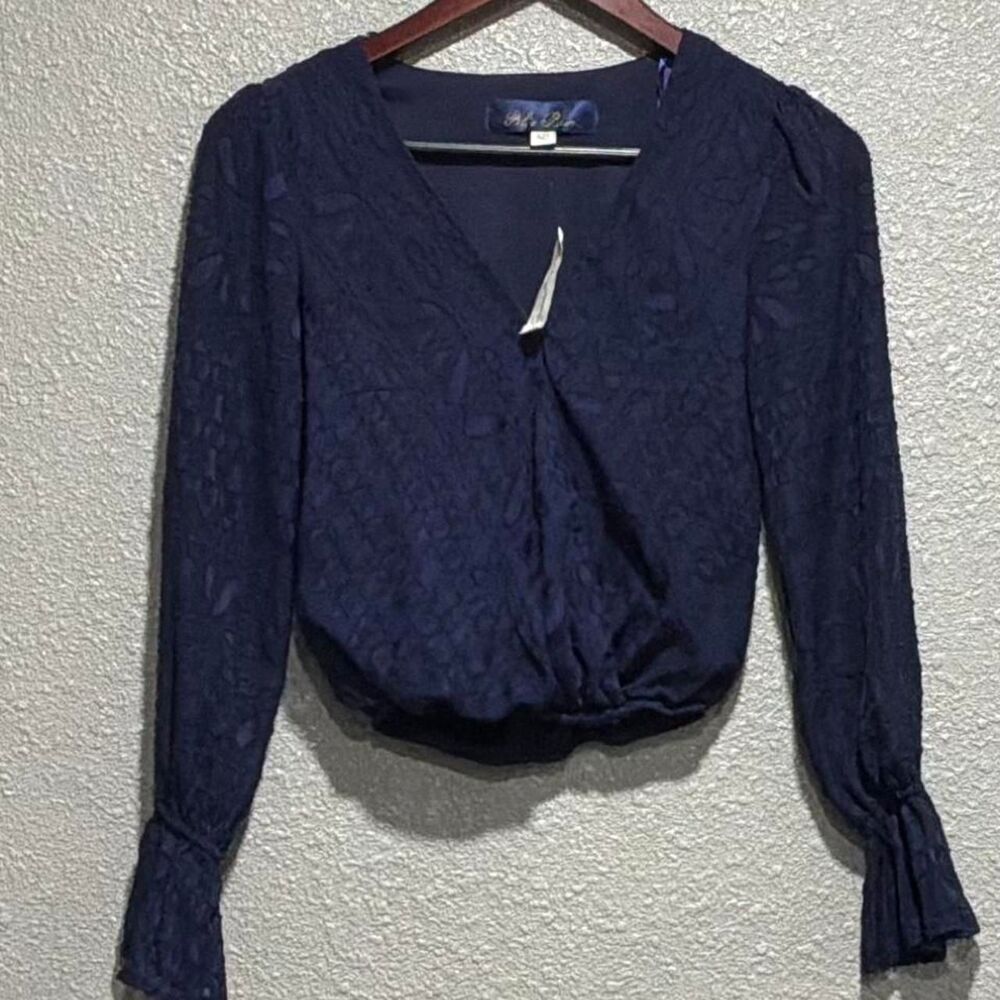 Unbranded Women's Blue and Navy Blouse